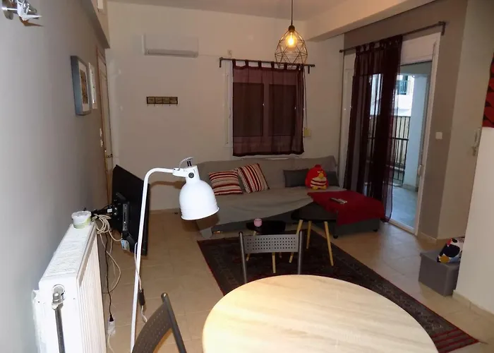 George's In Area Apartment *